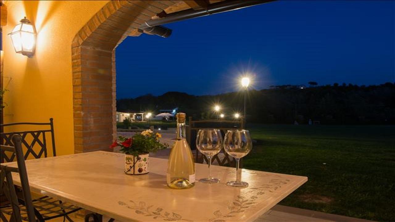 Agriturismo Deni Apartment Cenaia Bagian luar foto