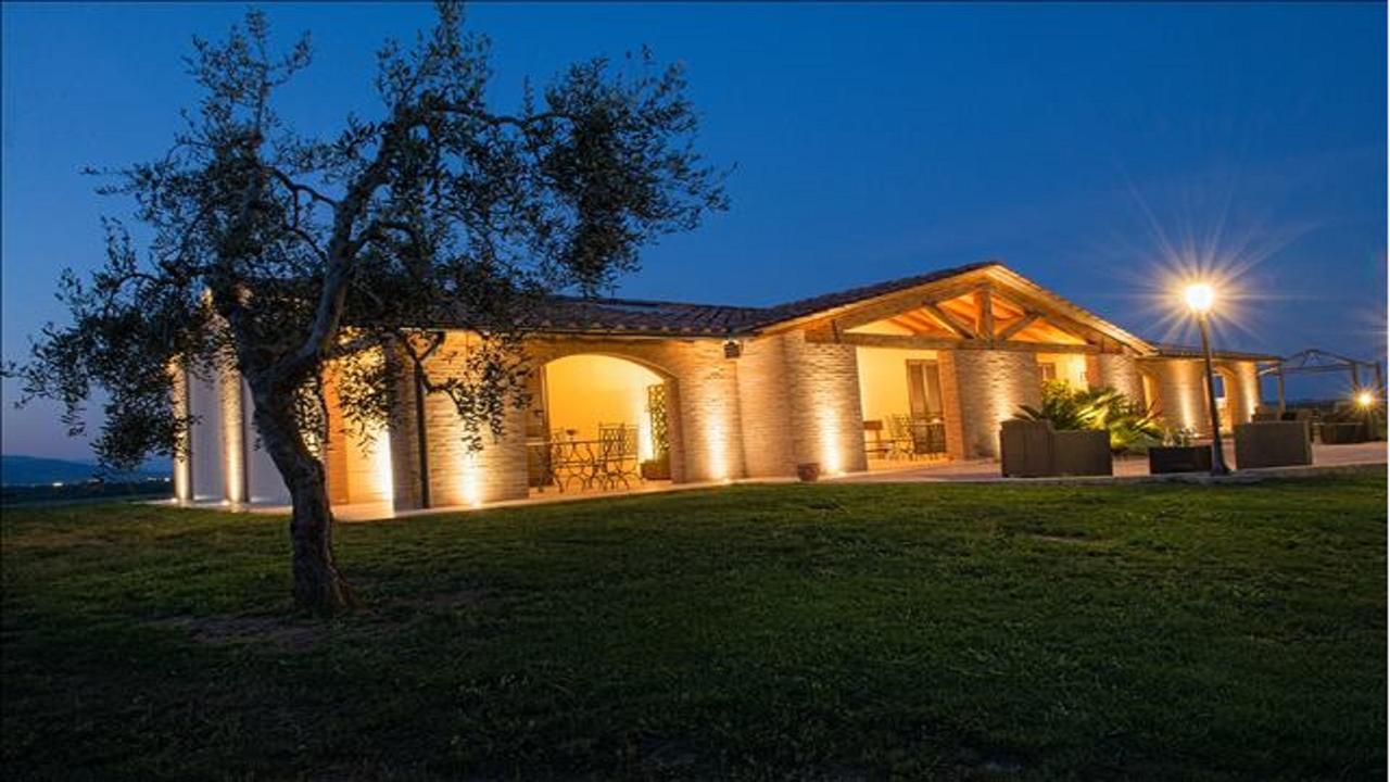 Agriturismo Deni Apartment Cenaia Bagian luar foto