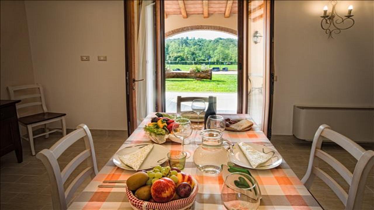 Agriturismo Deni Apartment Cenaia Bagian luar foto