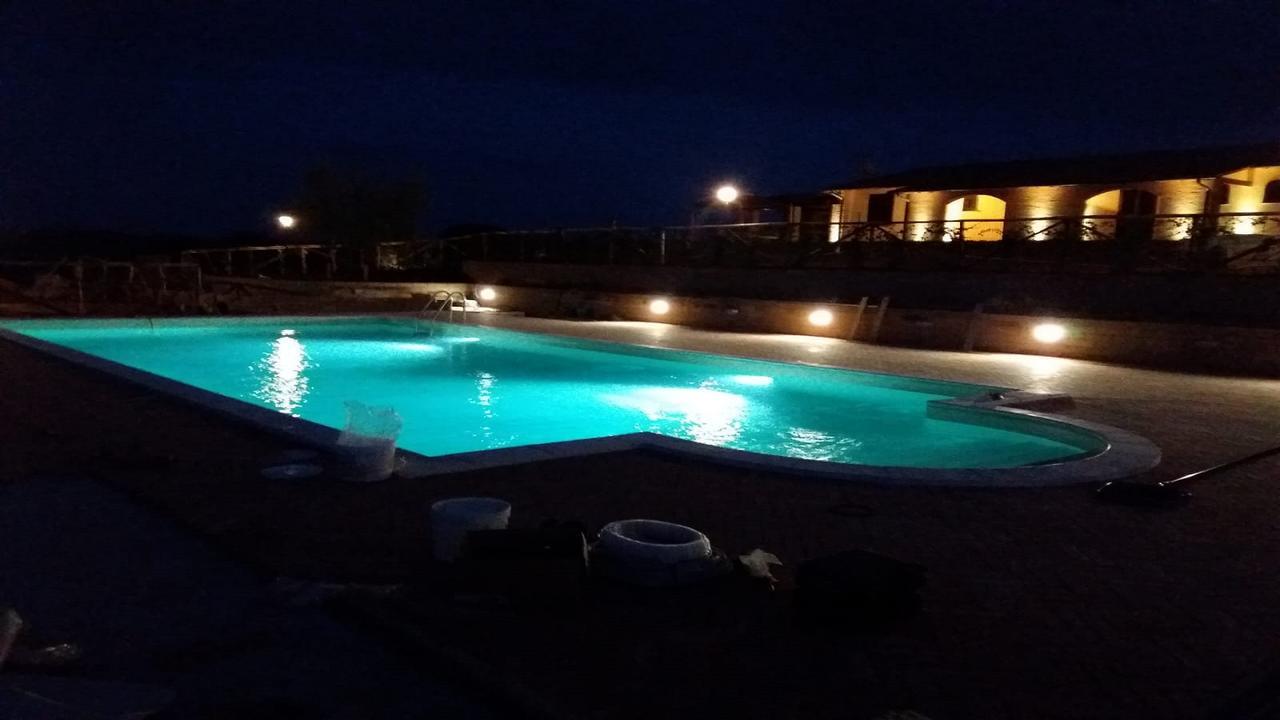 Agriturismo Deni Apartment Cenaia Bagian luar foto