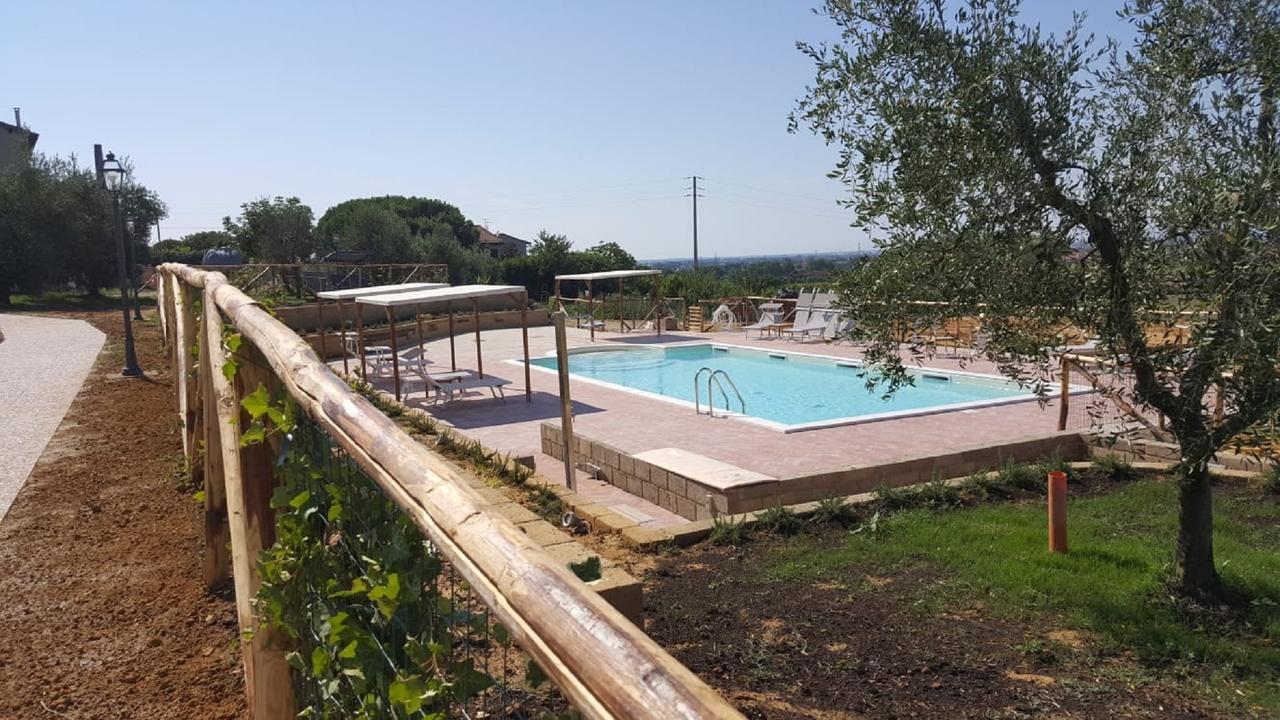 Agriturismo Deni Apartment Cenaia Bagian luar foto